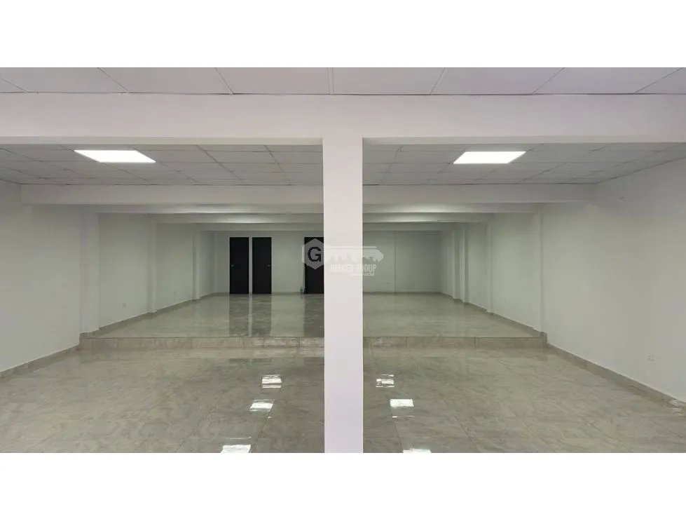 LOCAL / LA CHORRERA / 528M2 / AVE LIBERTADOR / PLAZA COMERCIAL