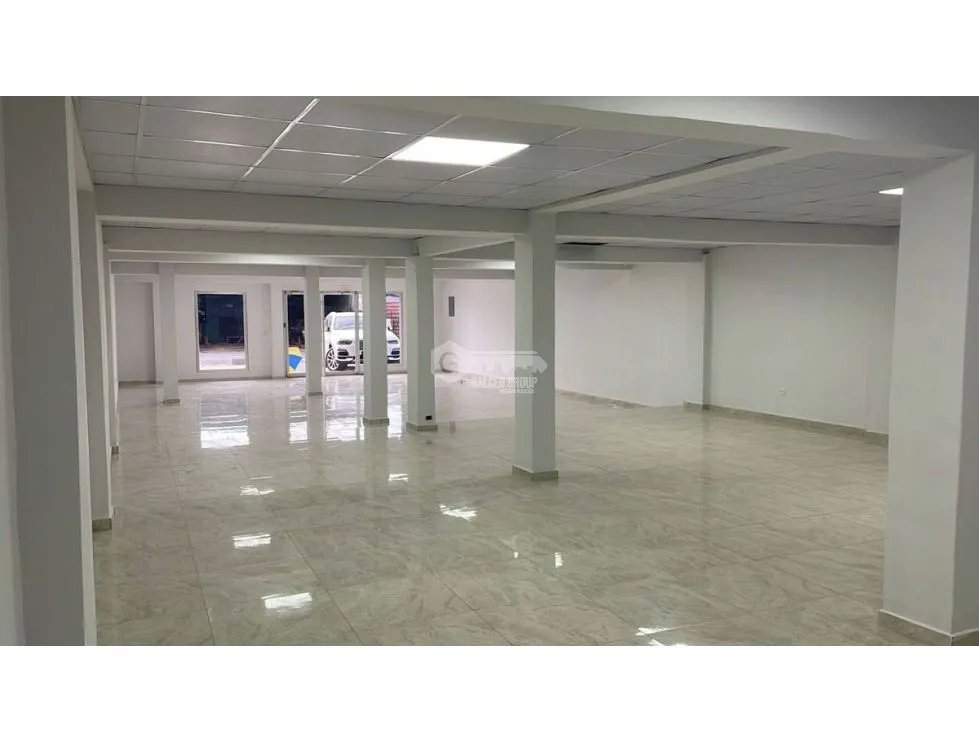 LOCAL / LA CHORRERA / 528M2 / AVE LIBERTADOR / PLAZA COMERCIAL