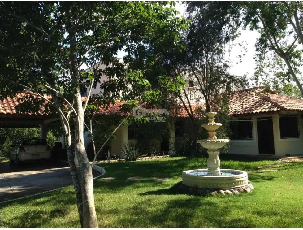 CHITRE / CASA DE CAMPO / 4300 M2 / CON CASA DE HUESPED