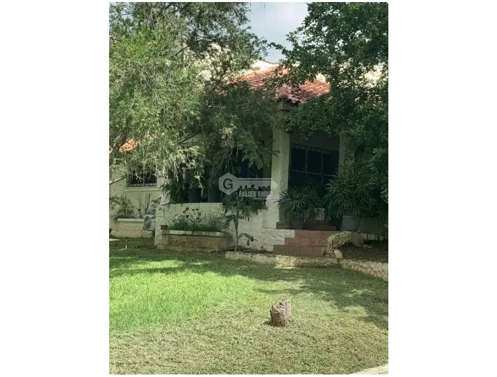 CHITRE / CASA DE CAMPO / 4300 M2 / CON CASA DE HUESPED