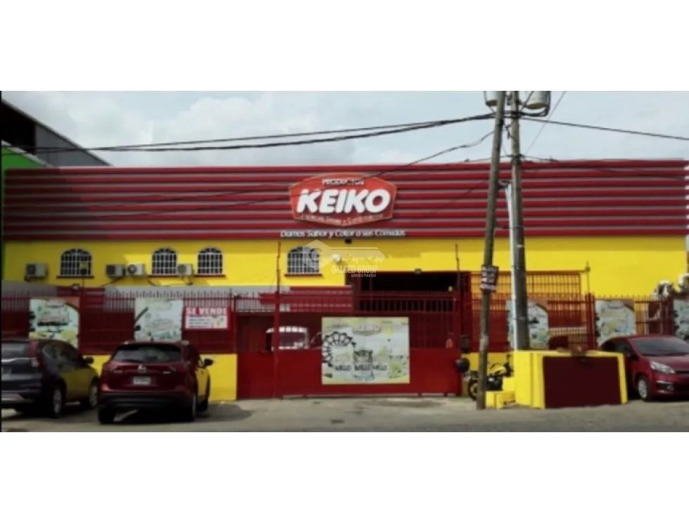 LA CHORRERA / LOCAL COMERCIAL  CON GALERA / 4400M2 / 2 NIVELES