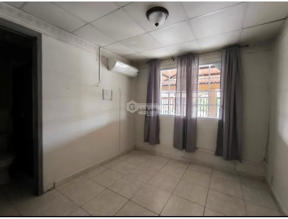 CHORRERA / ARBOLEDA / LOS ALMENDROS / 180M / 3 HABITACION / TERRAZA