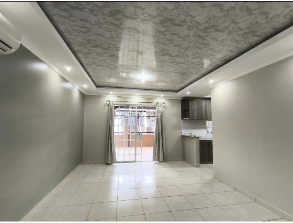 CHORRERA / ARBOLEDA / LOS ALMENDROS / 180M / 3 HABITACION / TERRAZA