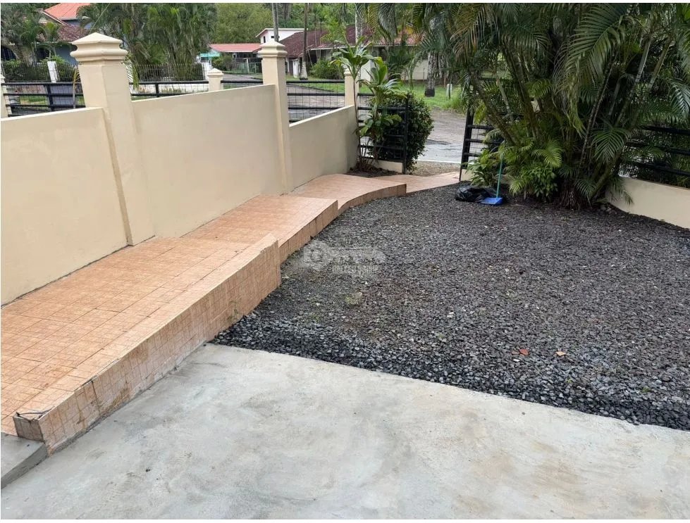 RESIDENCIAL HOWARD / 340M2 / 1 HABITACION / PATIO
