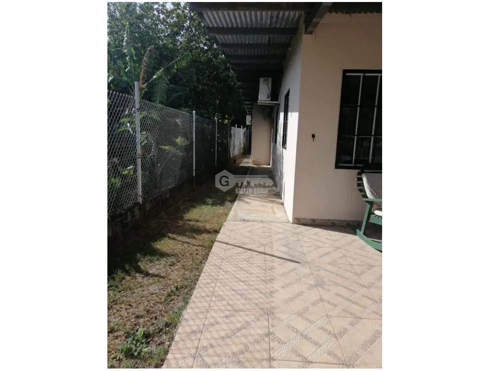 SE VENDE CASA DE CAMPO EN PENONOME  VIA INTERAMERICANA  915M