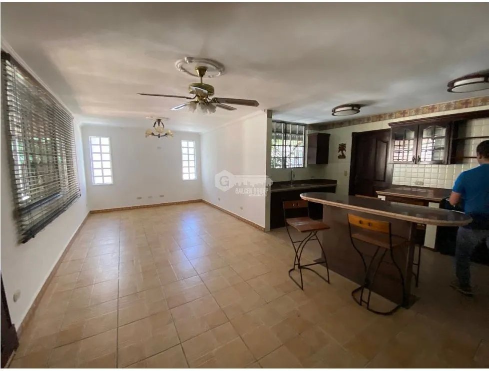 SE VENDE CASA EN RESIDENCIAL HOWARD DE 3 HABITACIONES 596M2
