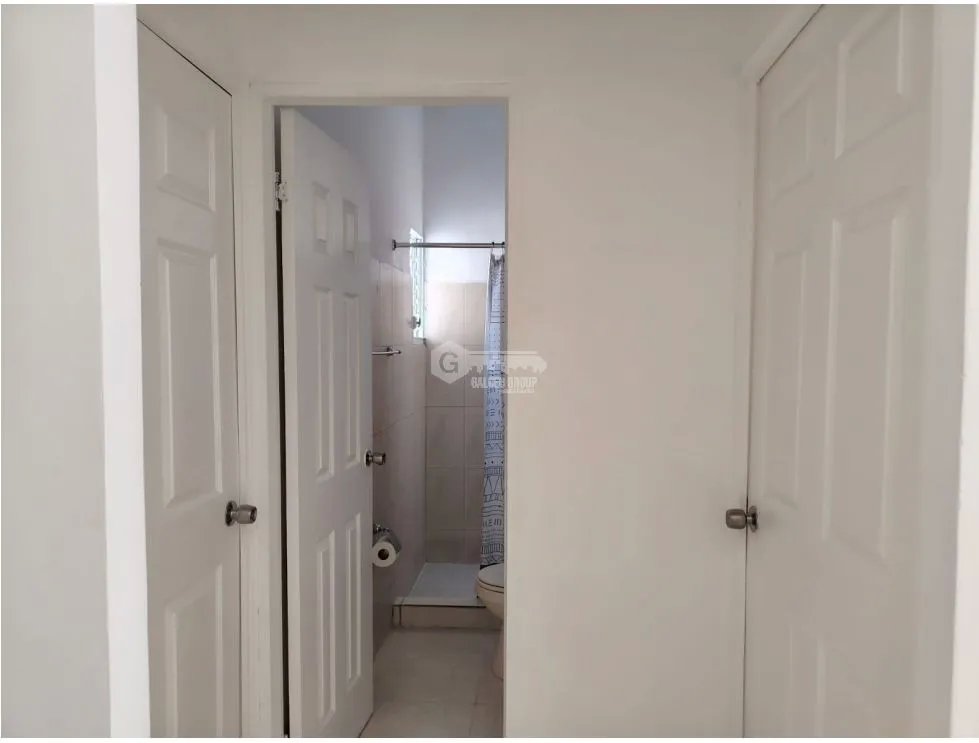 SE ALQUILA CASA EN HATO MONTAÑA PH VILLA DORADA CON 2 HABITACION VACIA