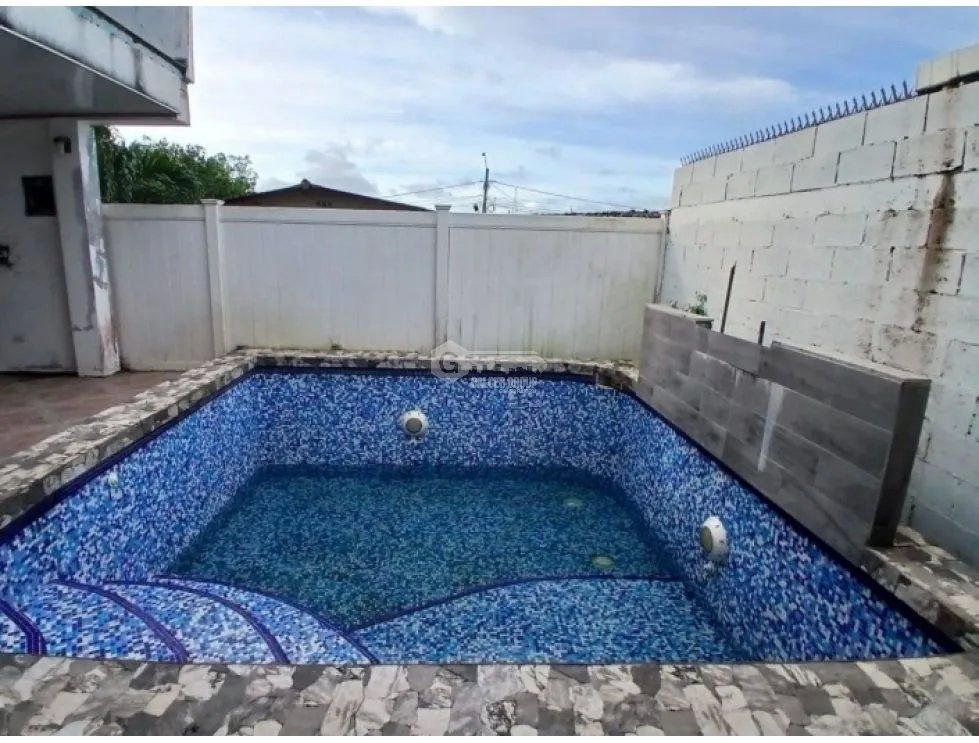 ARRAIJAN / BRISAS DEL GOLF / 298M / 4 HABITACION / 2 PARKING / PISCINA