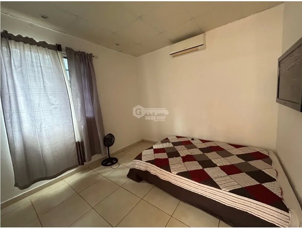 ARRAIJAN / URB. EL EDEN / 180M / 3 HABITACION / 1 PARKING / PATIO