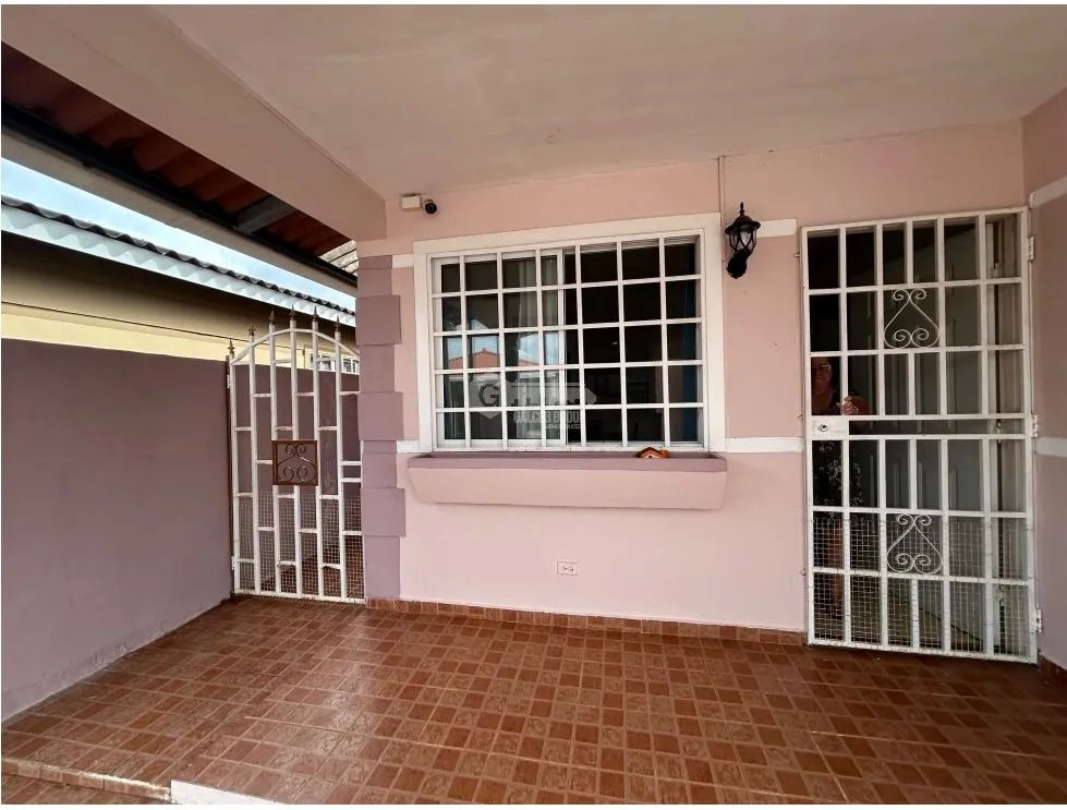ARRAIJAN / URB. EL EDEN / 180M / 3 HABITACION / 1 PARKING / PATIO