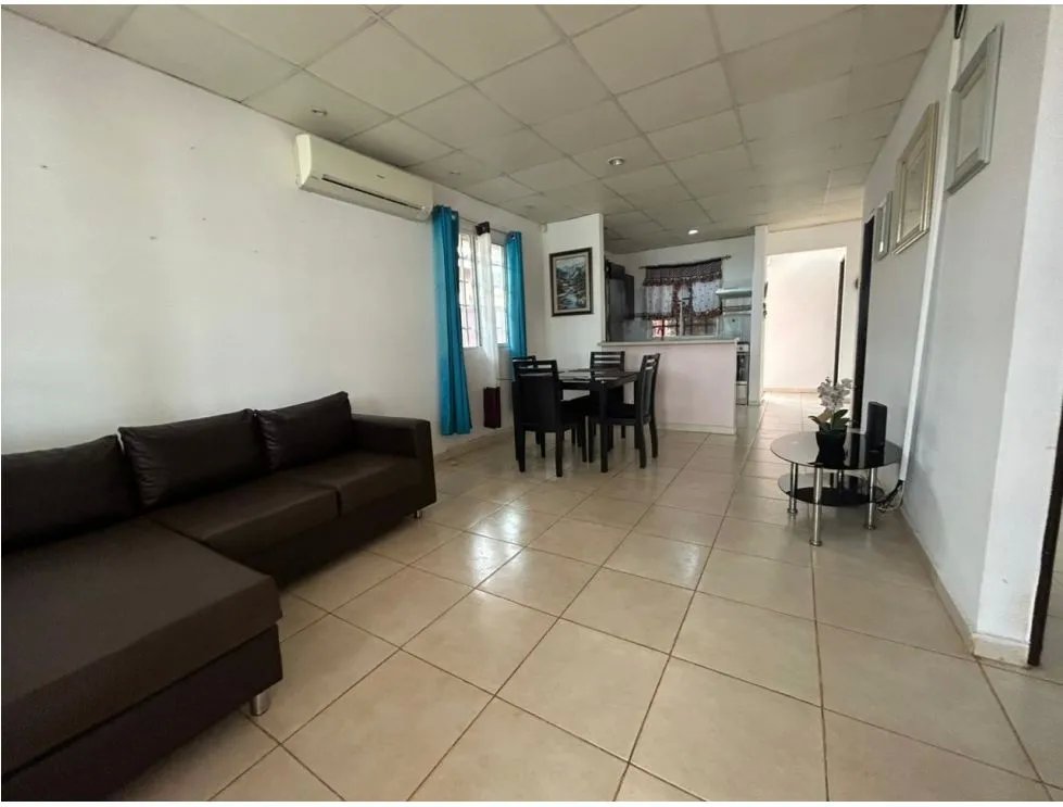 ARRAIJAN / URB. EL EDEN / 180M / 3 HABITACION / 1 PARKING / PATIO