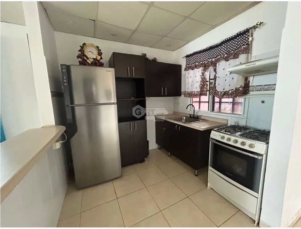ARRAIJAN / URB. EL EDEN / 180M / 3 HABITACION / 1 PARKING / PATIO