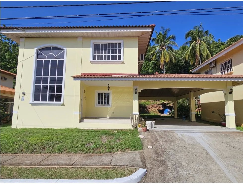 Alquiler de casa en Villas del Golf, Chitré