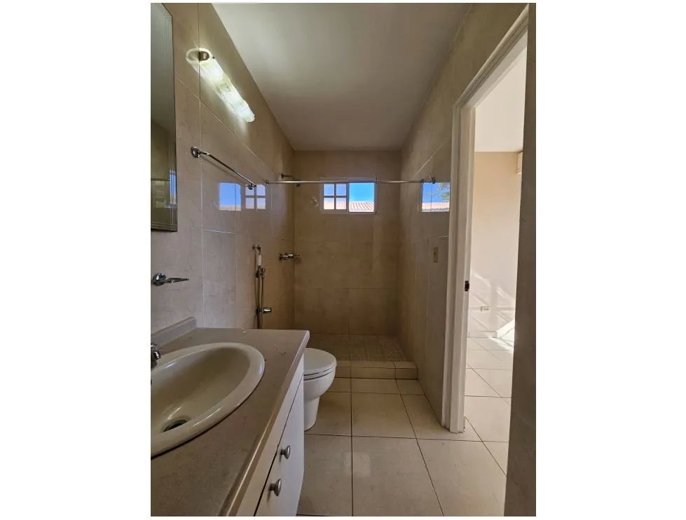 Alquiler de casa en Villas del Golf, Chitré