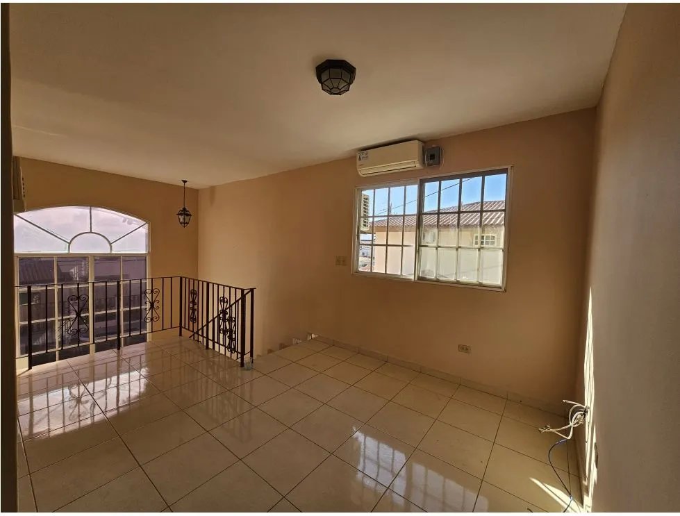Alquiler de casa en Villas del Golf, Chitré