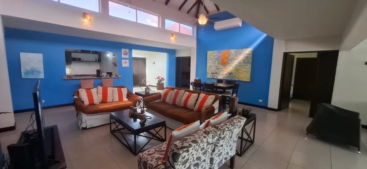House for Sale in Villas de Decameron, Farallón, Coclé
