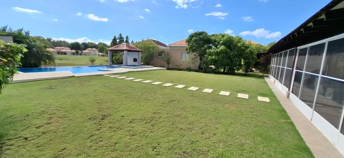 House for Sale in Villas de Decameron, Farallón, Coclé