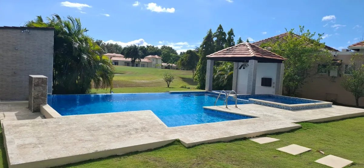 House for Sale in Villas de Decameron, Farallón, Coclé