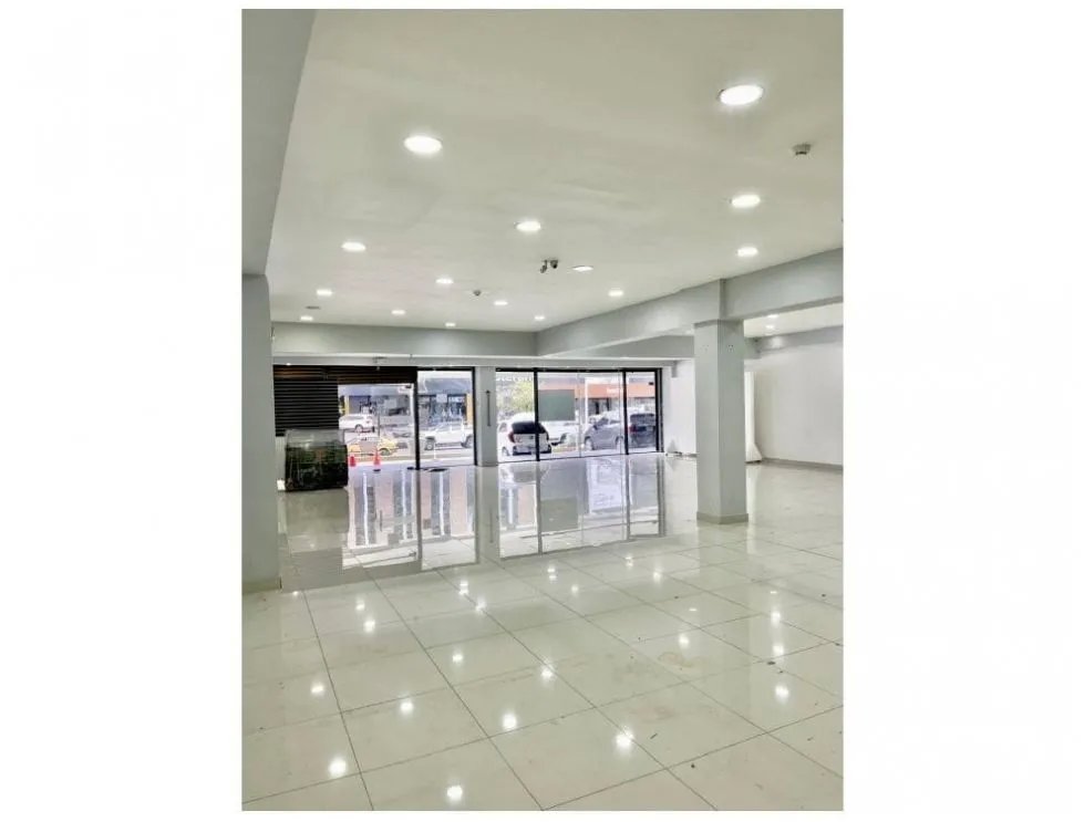 Commercial Space for Rent on Vía España