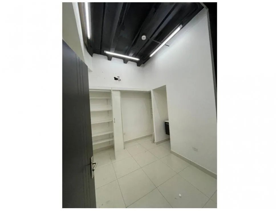 Commercial Space for Rent on Vía España