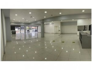 Commercial Space for Rent on Vía España