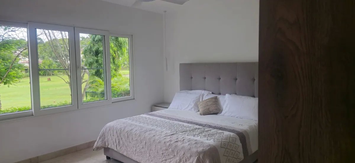 Casa en Venta  Villa Eagle