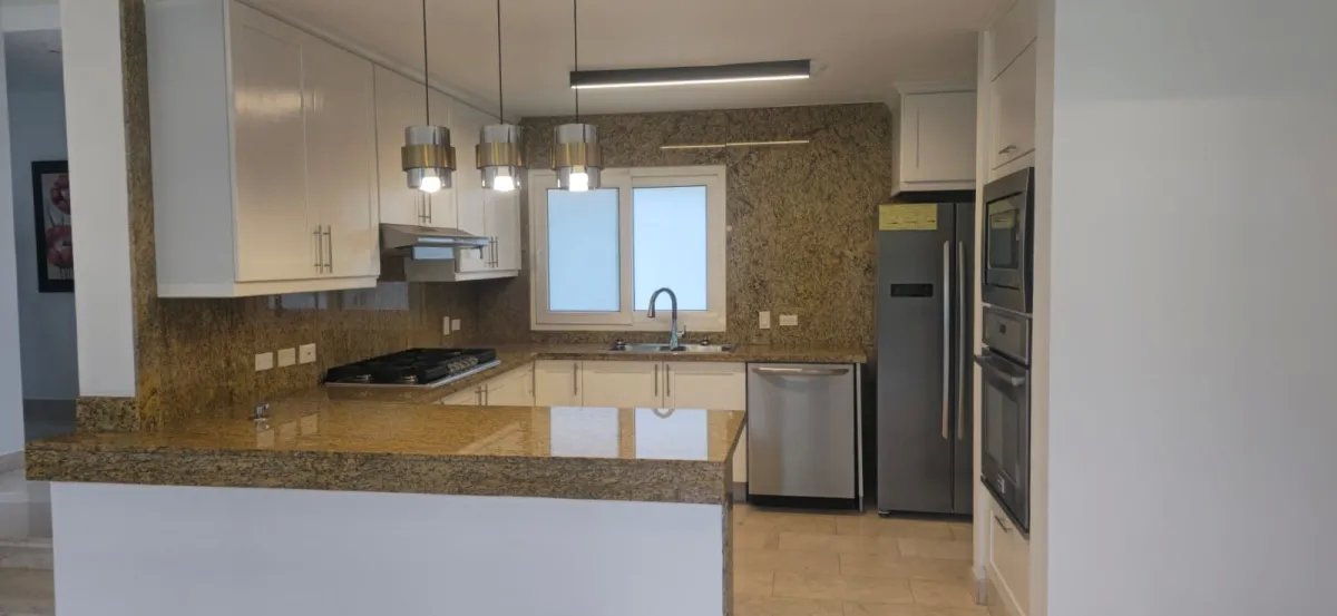 House for Sale  Villa Eagle