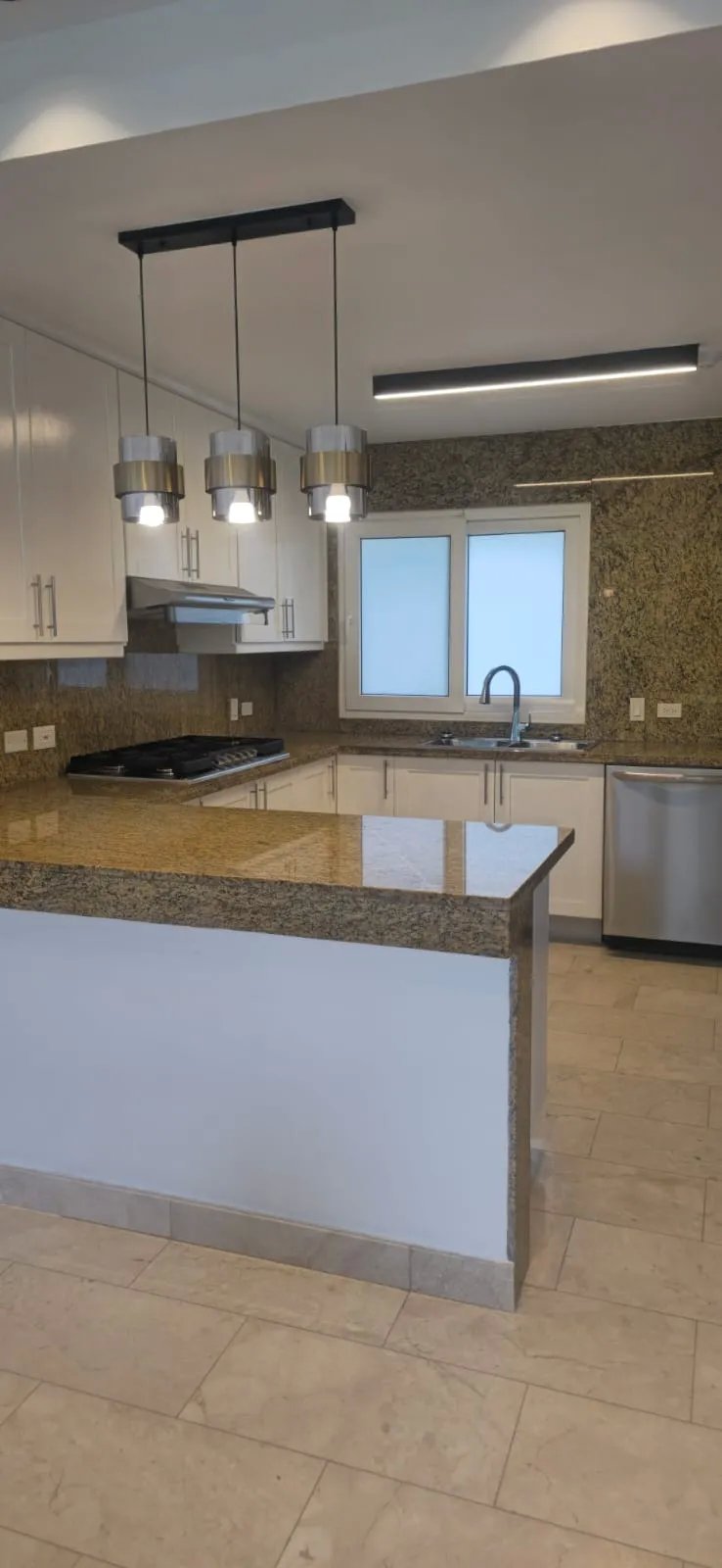 House for Sale  Villa Eagle