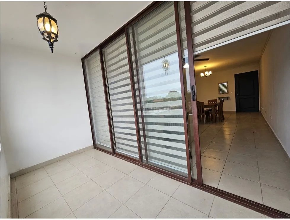 Alquiler o Venta de Apartamento en Residencial Cubita, Chitré
