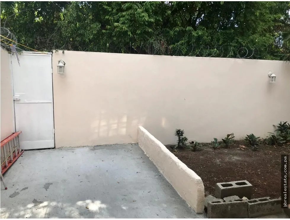 ALQUILER CASA EN HATO PINTADO 200 mts2