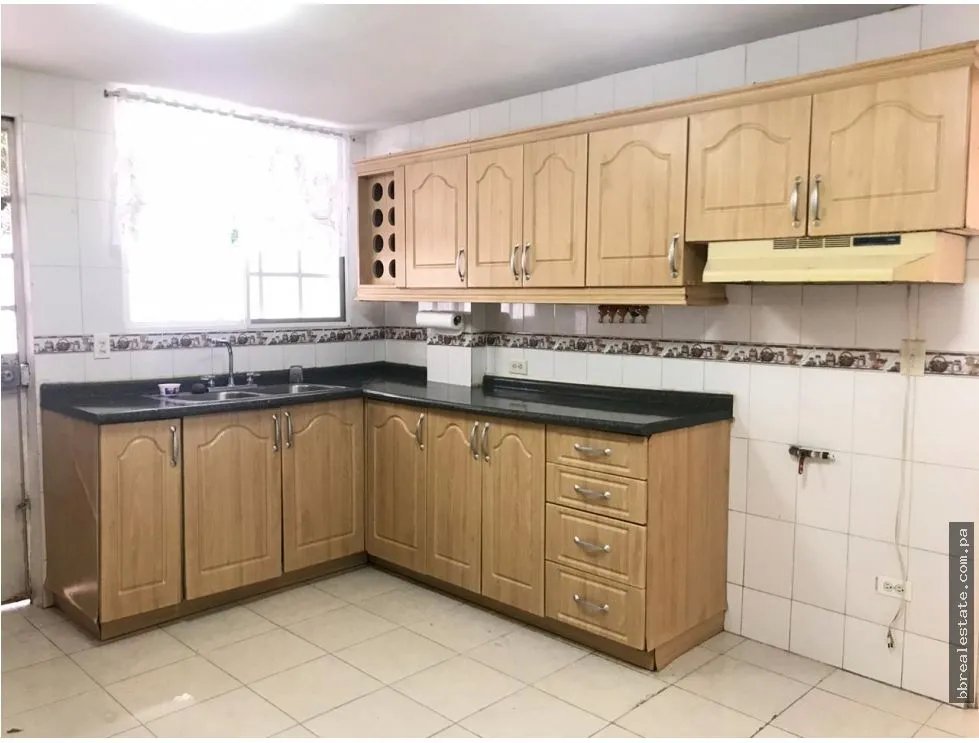 ALQUILER CASA EN HATO PINTADO 200 mts2