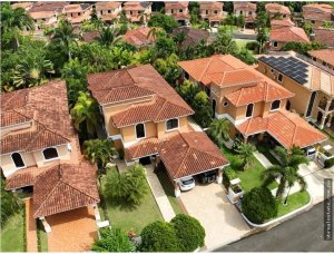 Single Family House for sale in Albrook