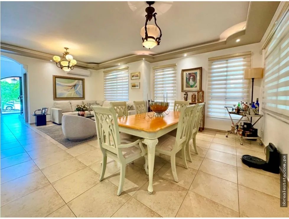 Venta de Casa en Clayton Village, Clayton