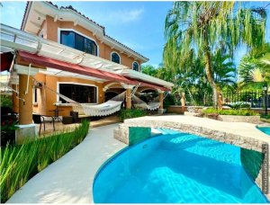 Venta de Casa en Clayton Village, Clayto...