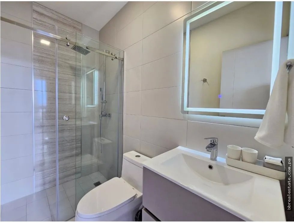 Alquiler de Apartamento en PH Arcadia, Costa del Este