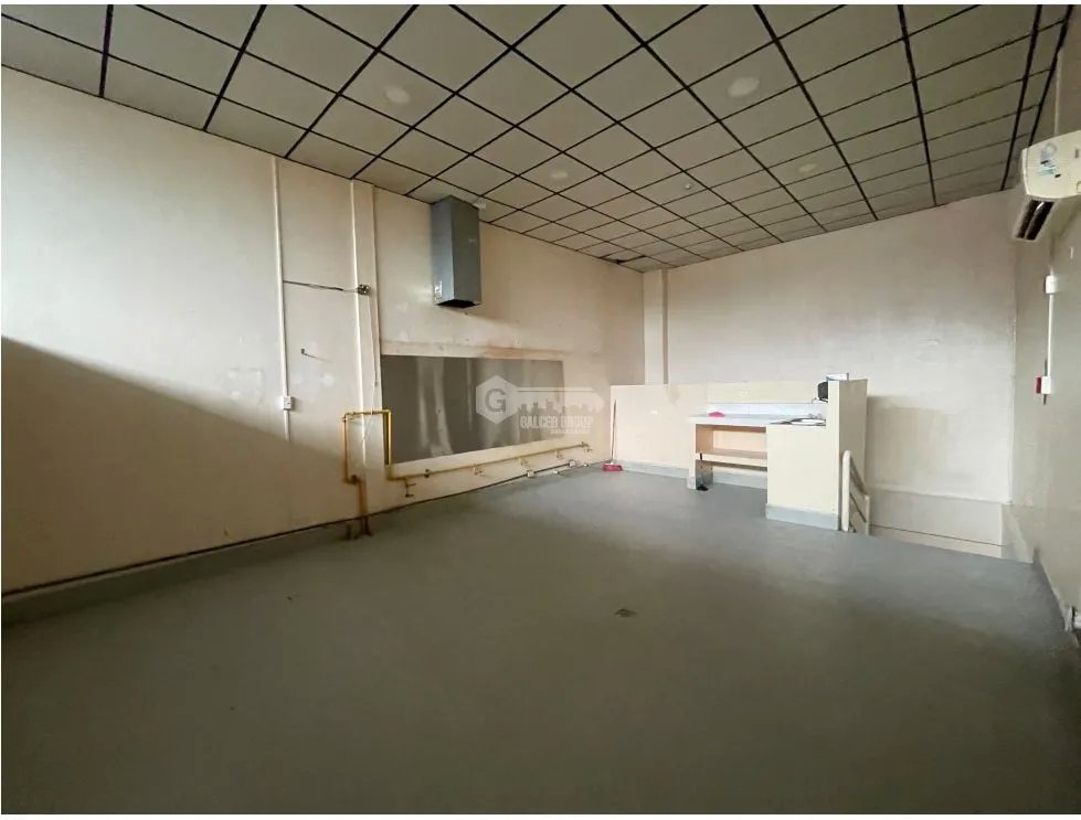 SE ALQUILA LOCAL COMERCIAL EN SAN FRANCISCO 117M 2 NIVELES CON TERRAZA