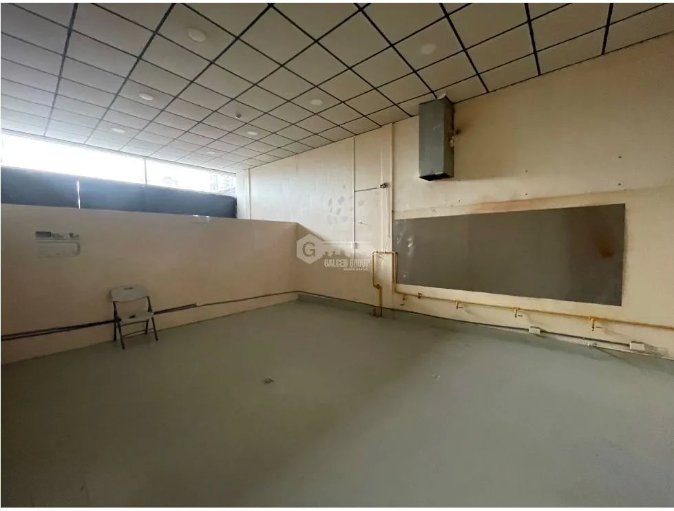 LOCAL COMERCIAL / SAN FRANCISCO / 117M / 2NIVELES / DEPÒSITO / TERRAZA