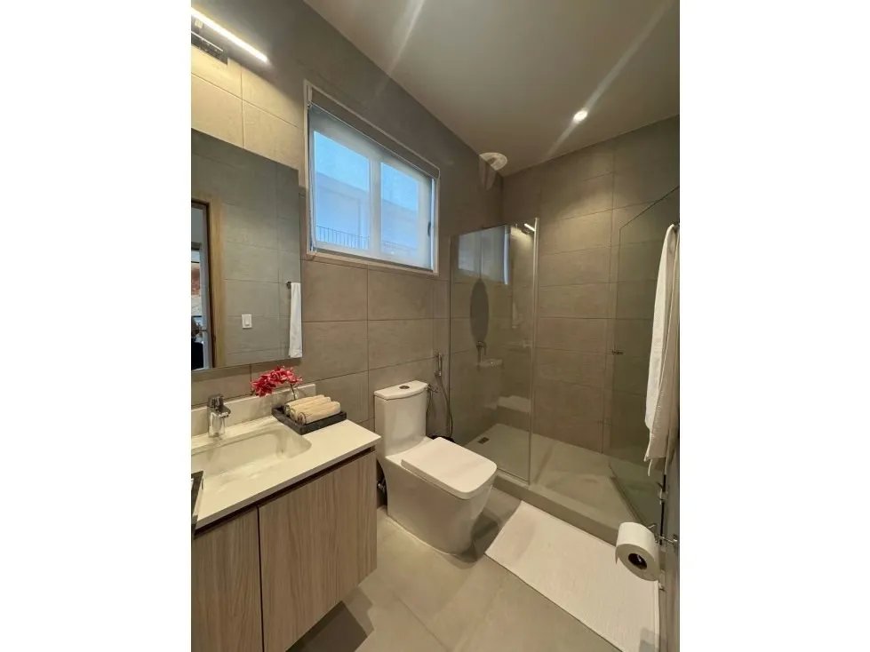 Venta de Casa de Una Planta en PH Imaterra, Woodlands, Panamá Pacífico