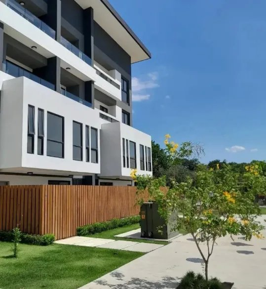 Venta de Town House en Costa Verde, La Chorrera