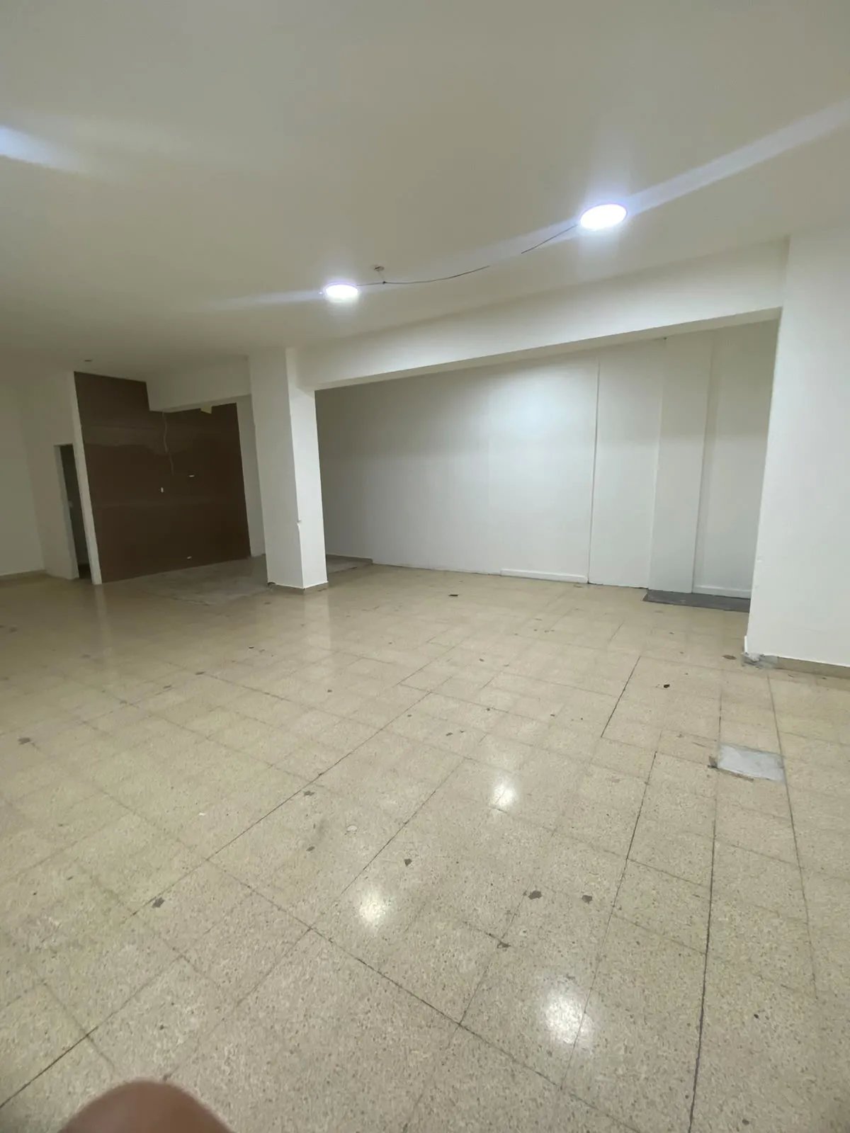 Lease the Ideal Commercial Space to Grow Your Business!