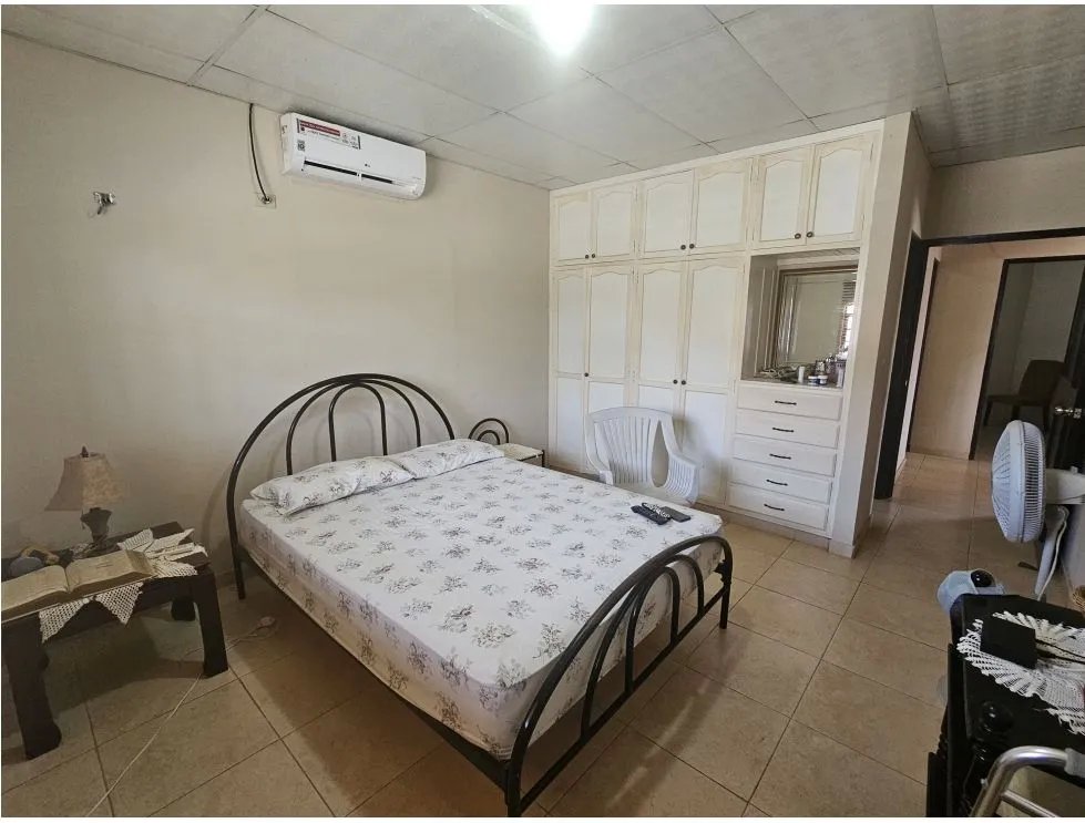 Venta de Casa en Residencial Blass Tello, Chitré. MB