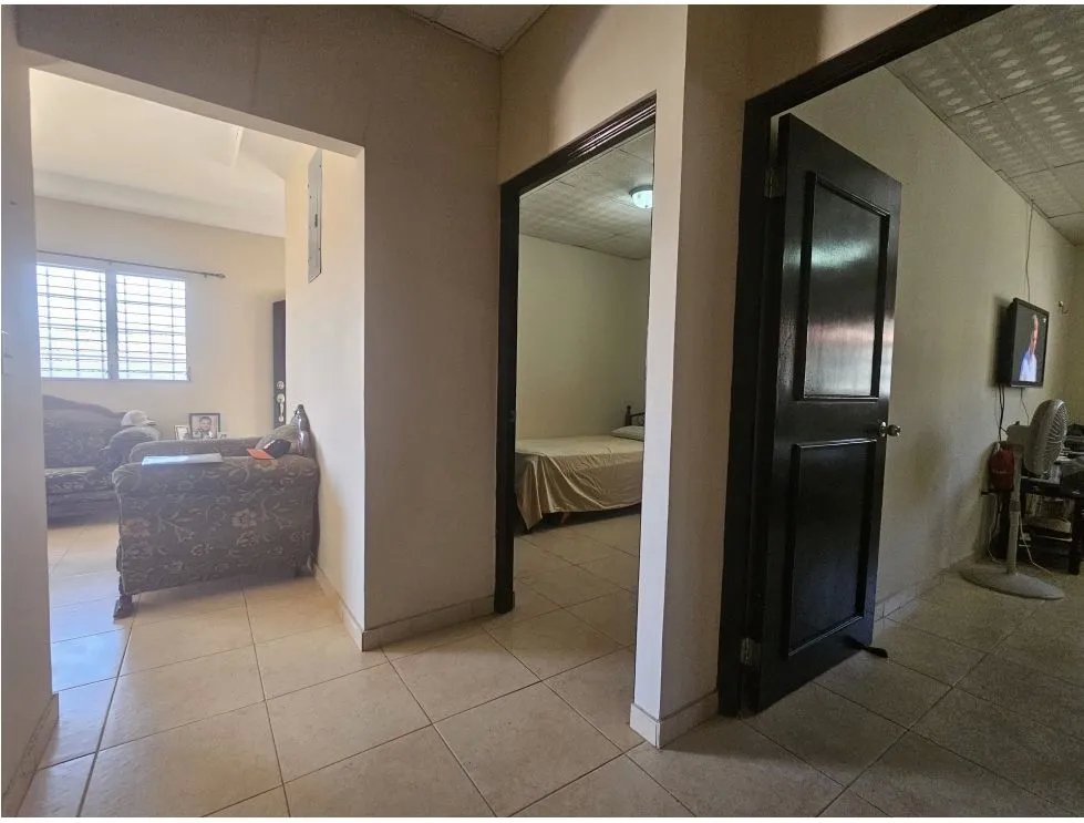 Venta de Casa en Residencial Blass Tello, Chitré. MB