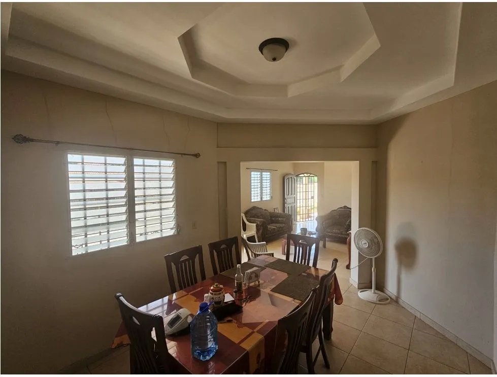 Venta de Casa en Residencial Blass Tello, Chitré. MB