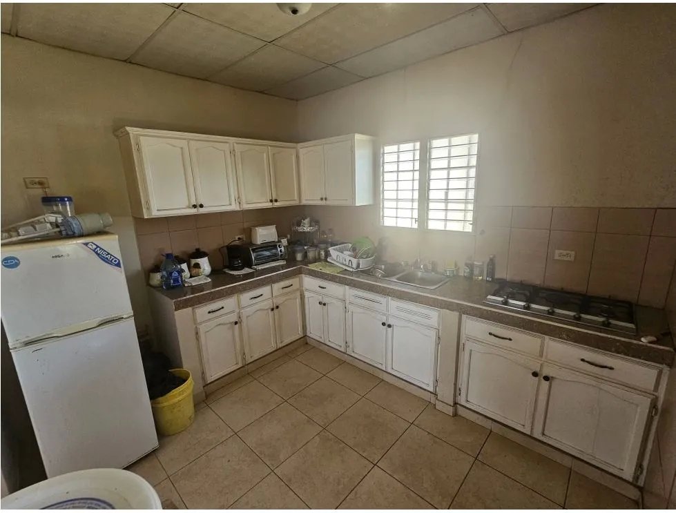 Venta de Casa en Residencial Blass Tello, Chitré. MB