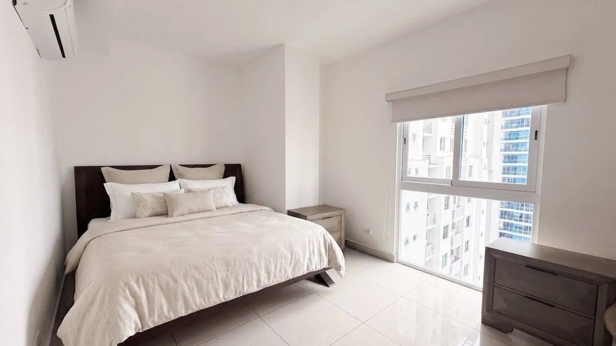 2BR Apartment, Bella Vista  City View & Parking