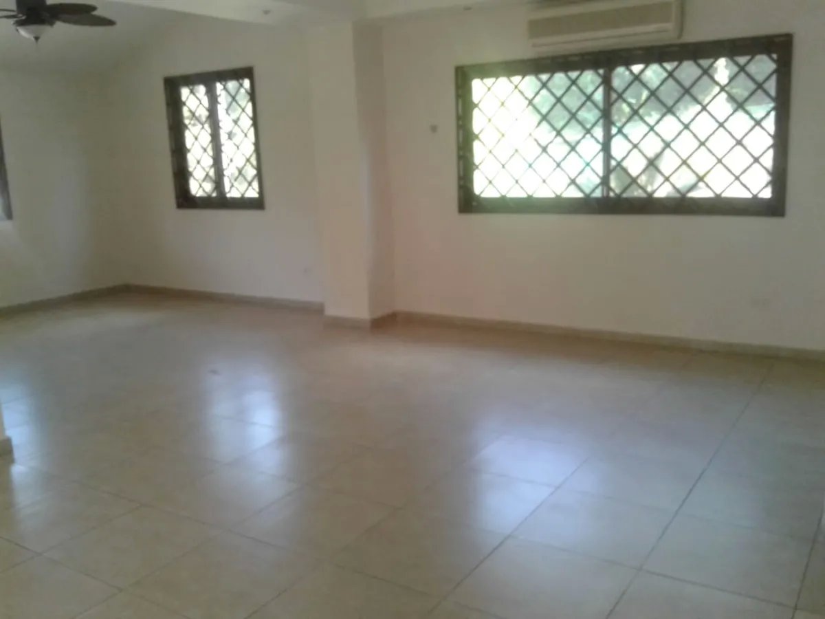 Exclusive Residence for Sale in Albrook
