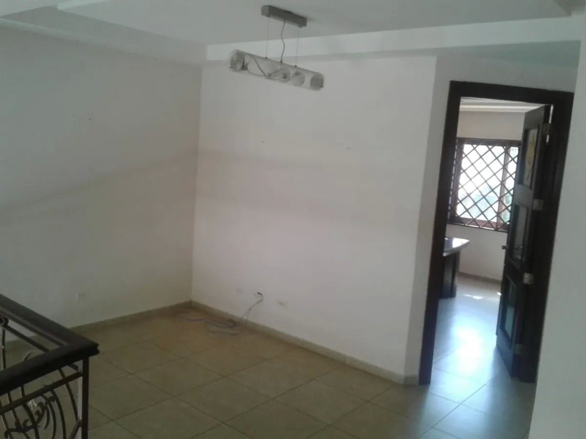 Exclusive Residence for Sale in Albrook