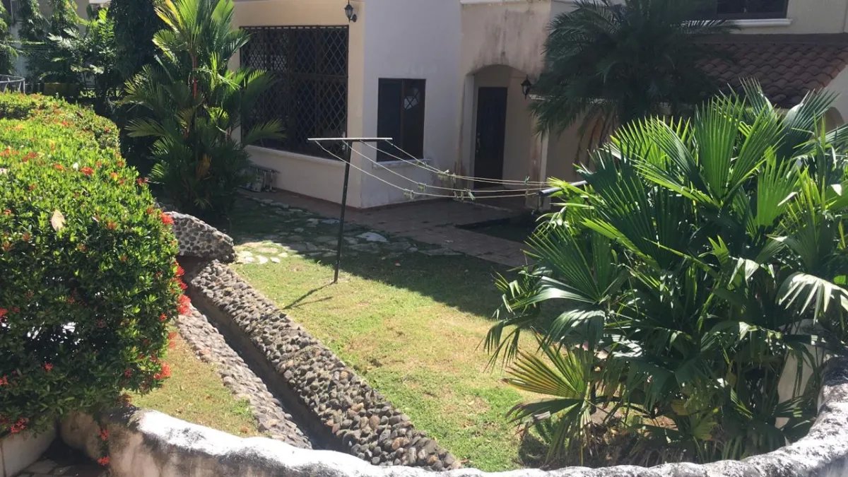 Exclusive Residence for Sale in Albrook