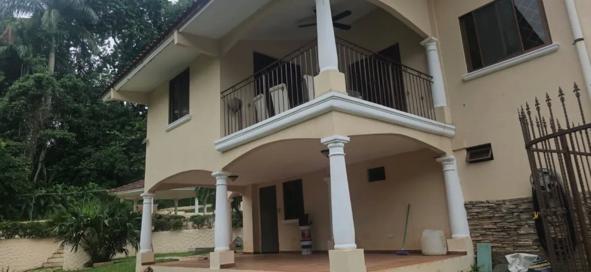 Exclusive Residence for Sale in Albrook