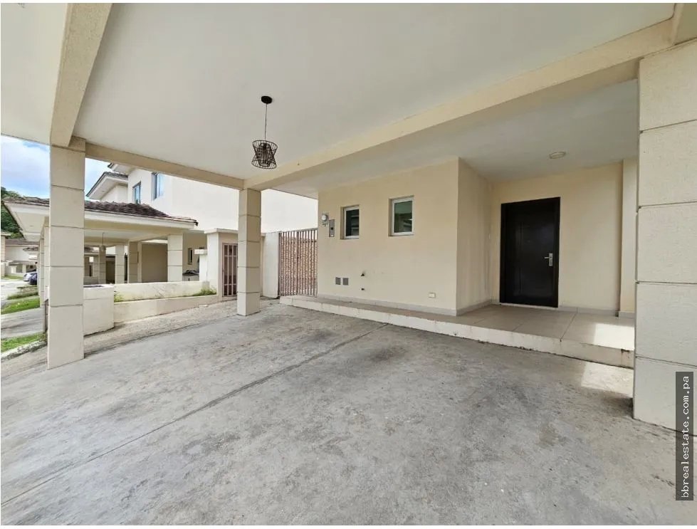 Venta de Casa en Altos del Parque, Vía Centenial